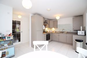 Kitchen/Diner- click for photo gallery
